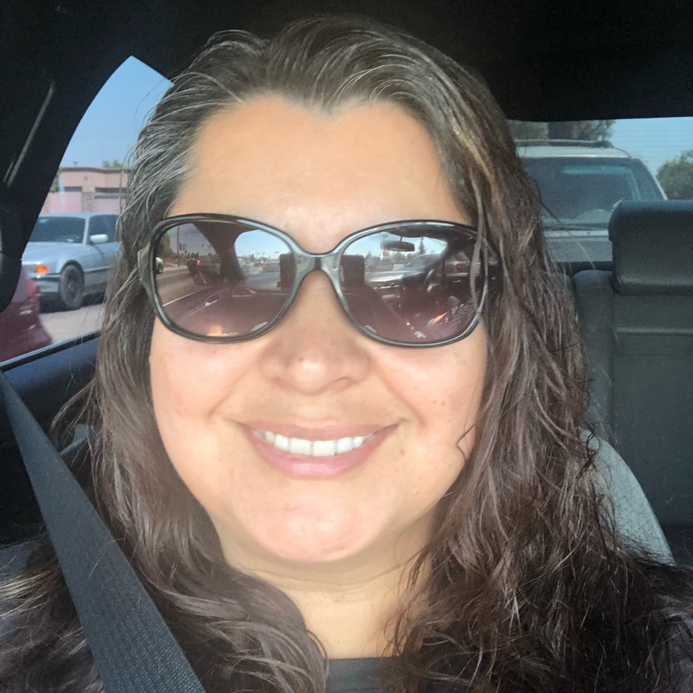Meet your Posher, Monica